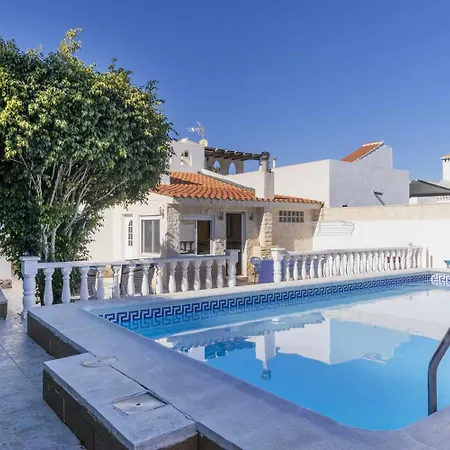 Pink Villacosta - Winter By The Sea