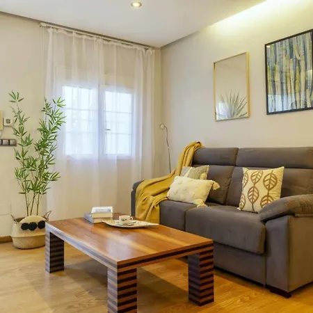 Pink Villacosta Torrevieja