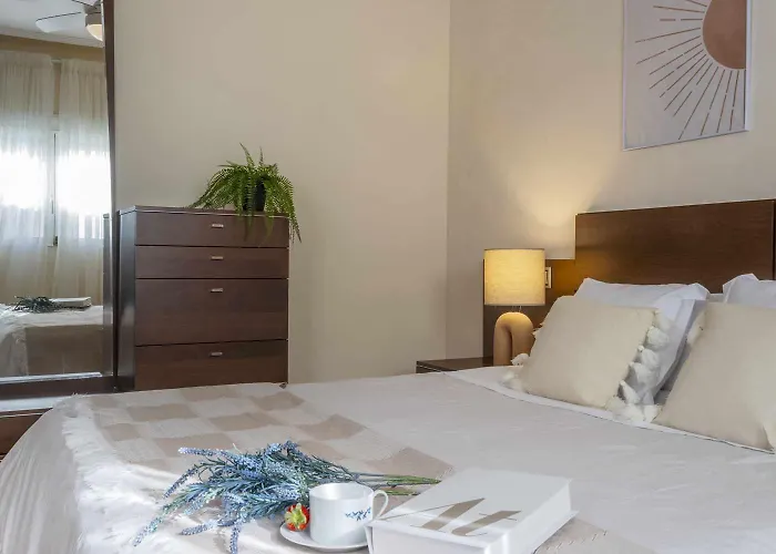 Pink Villacosta Villa Torrevieja