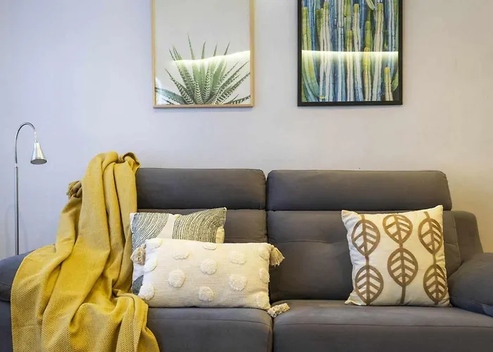 Pink Villacosta Torrevieja